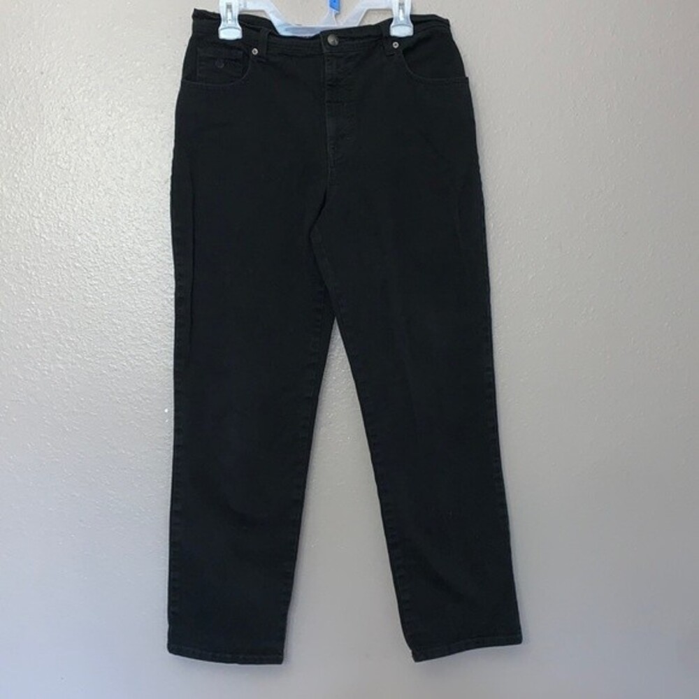 Gloria Vanderbilt woman’s black jeans. Size 12.